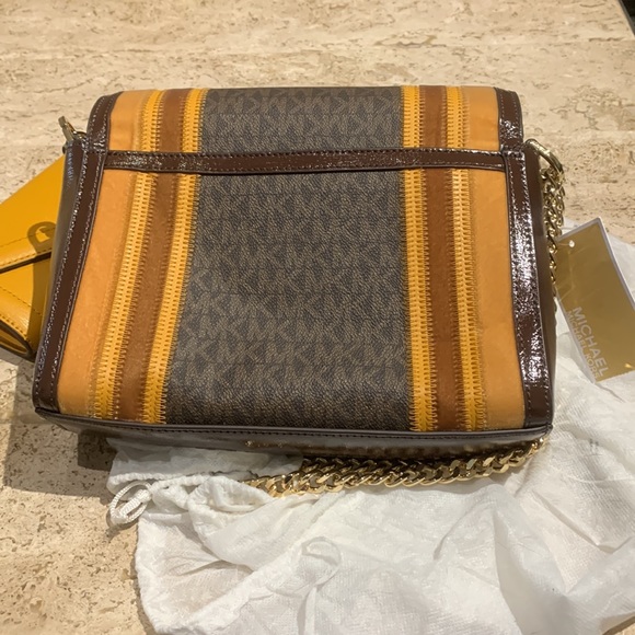 NWT Michael Kors Kingsley Marigold set - Picture 4 of 8